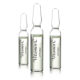 3 freigestellte Vitamin C Ampullen auf weißem Hintergrund.