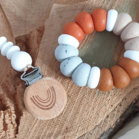 Schnullerkette weiß + Beißring Erdtöne im Set